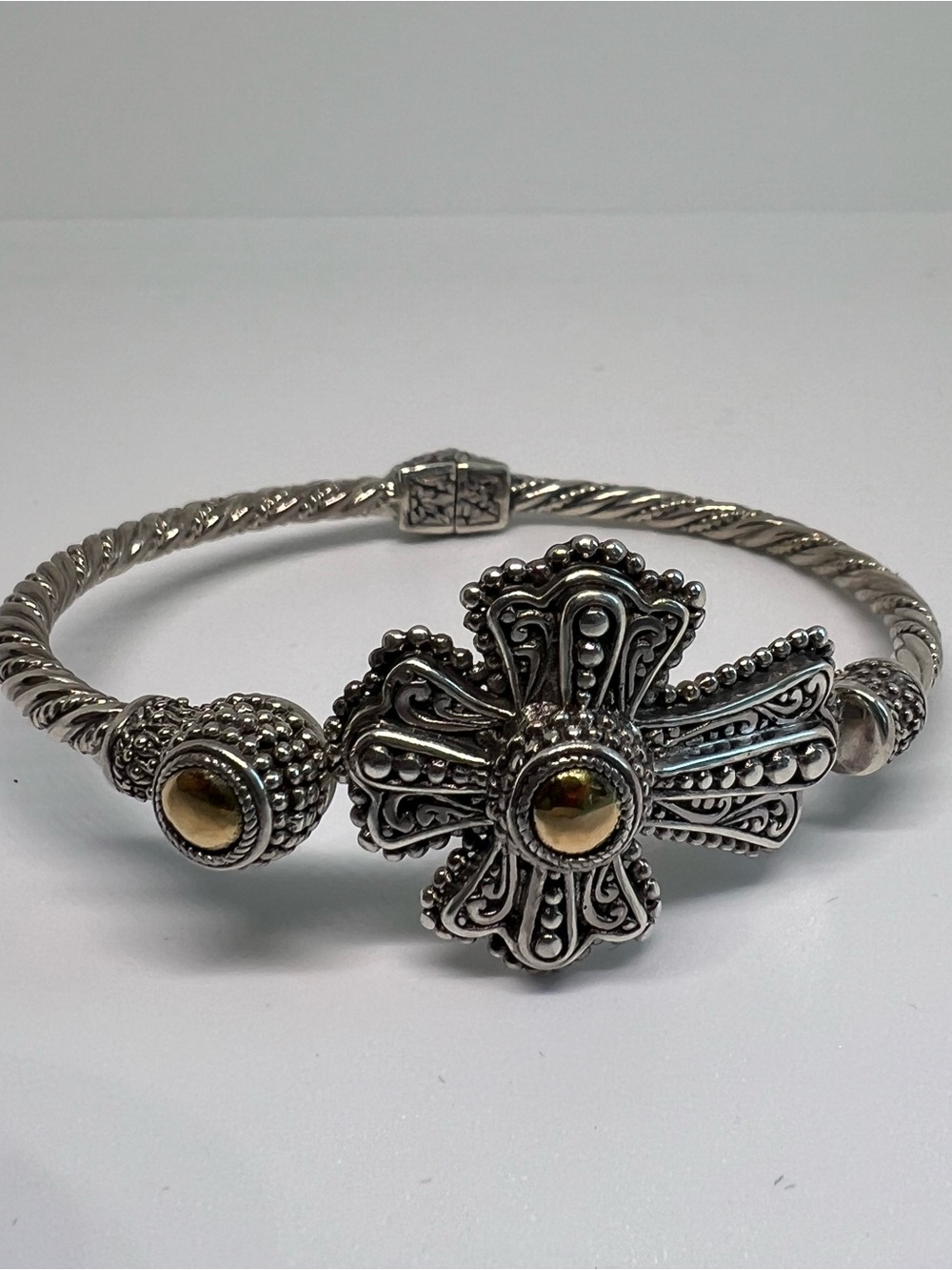 SARDA 18k and Sterling silver cross bangle bracelet